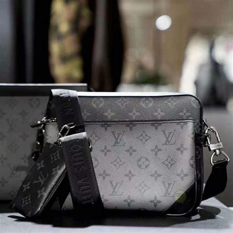 louis vuitton messenger bag man|louis vuitton cross bag men's.